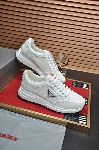 Picture of Prada Shoes Men _SKUfw133394883fw